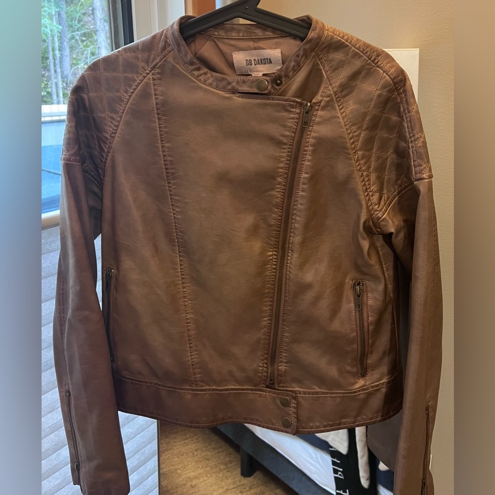 BB Dakota leather bomber